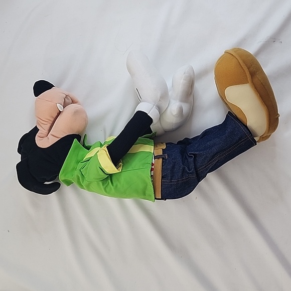 NWT Vintage 2001 Fisher Price Make Me Laugh Goofy Puppet Plush - Picture 6 of 16